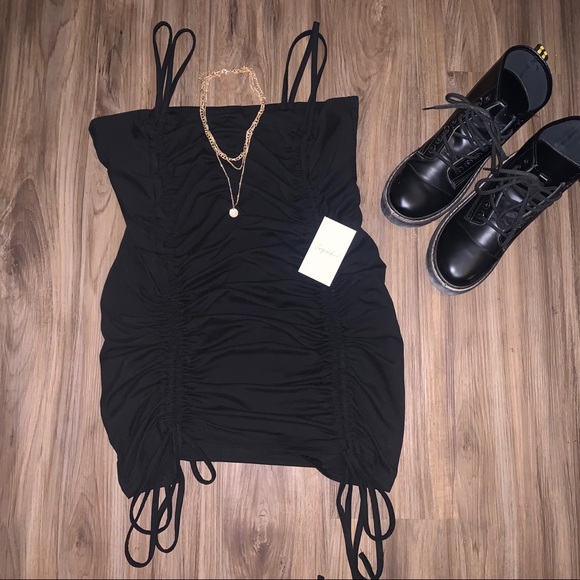 Stacy Dress - Picture 2 of 3